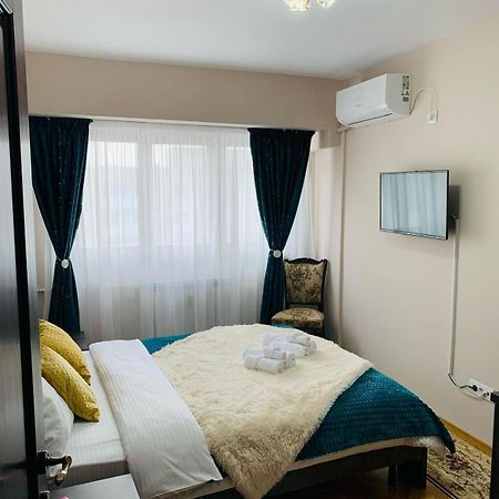 Sofiart Apartment Bucharest Luaran gambar