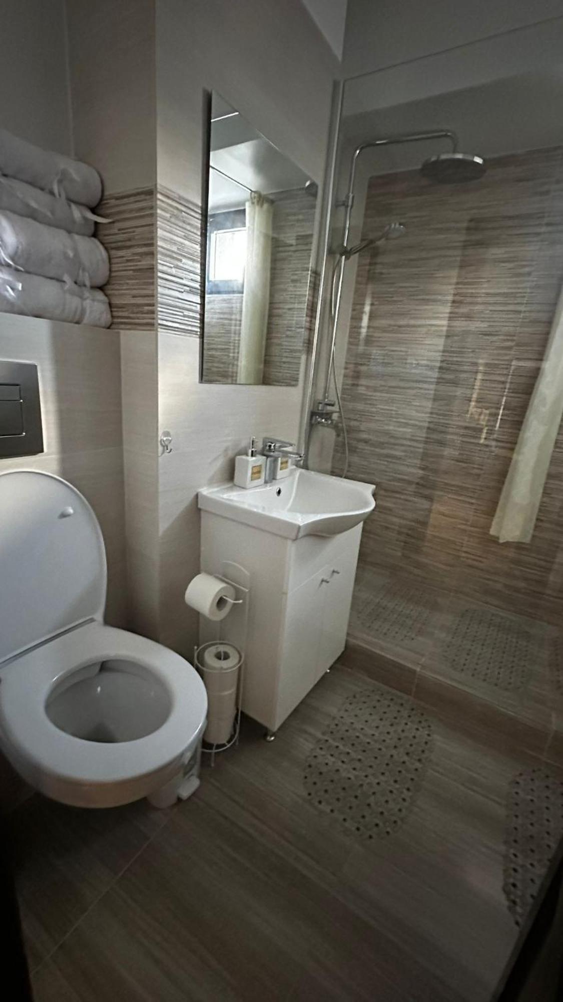 Sofiart Apartment Bucharest Luaran gambar