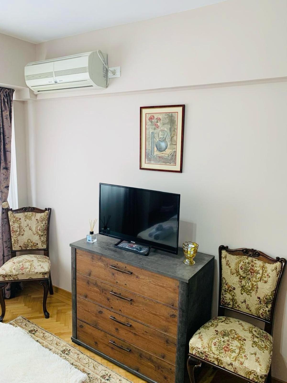 Sofiart Apartment Bucharest Luaran gambar