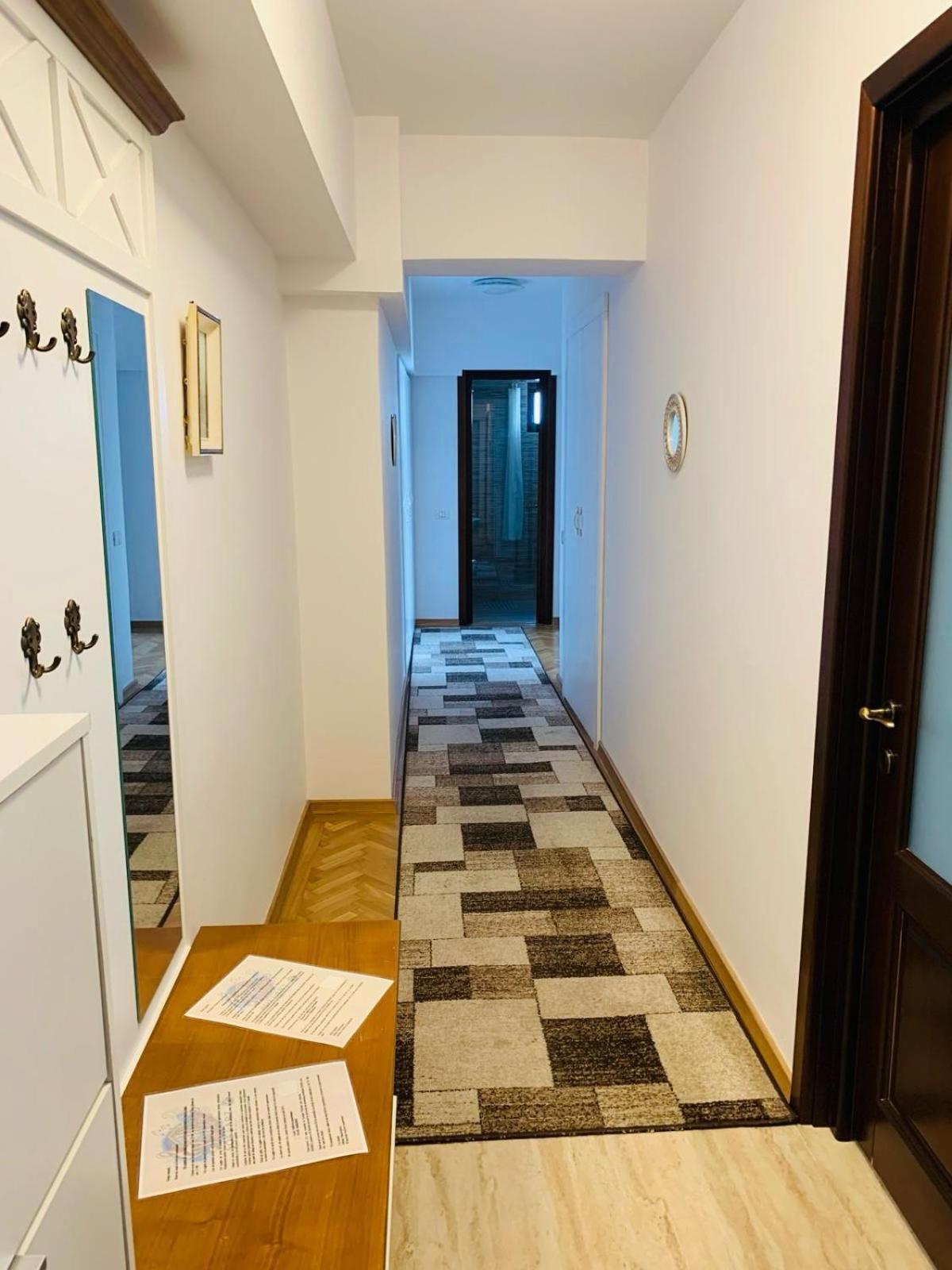 Sofiart Apartment Bucharest Luaran gambar