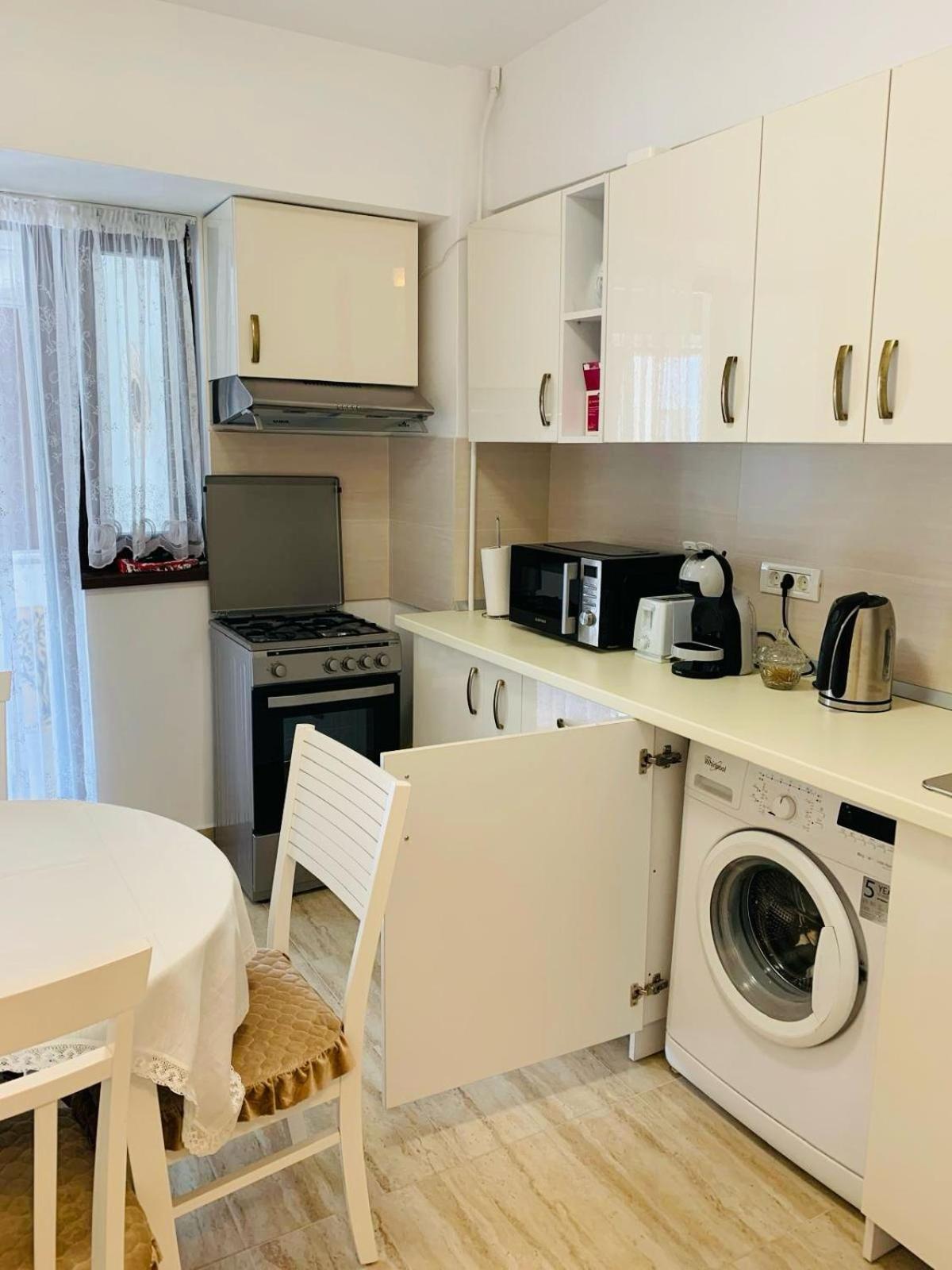 Sofiart Apartment Bucharest Luaran gambar